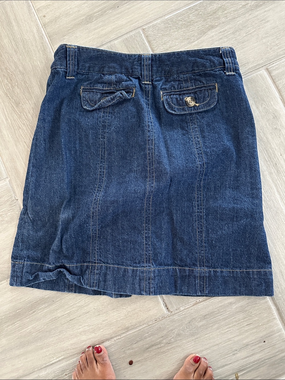 ATTRACTIVE EXCELLENT condition Dark Blue Denim Button-Front Mini Skirt - Picture 2 of 3
